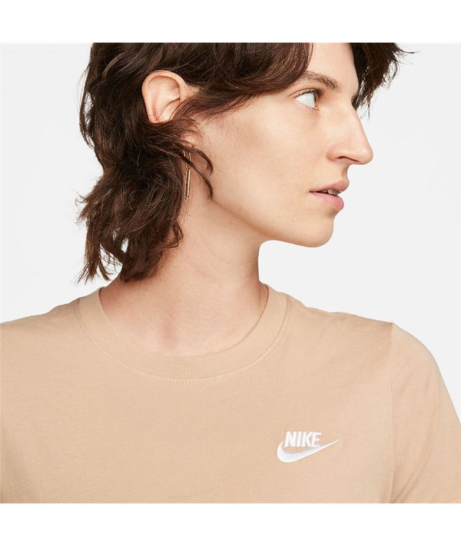 Camiseta Nike Mulher Roupa de desporto castanha