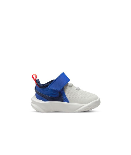 Chaussures Nike Enfant Team Hustle D 10 Blanc Chaussures Nike Enfant Team Hustle D 10 Blanc