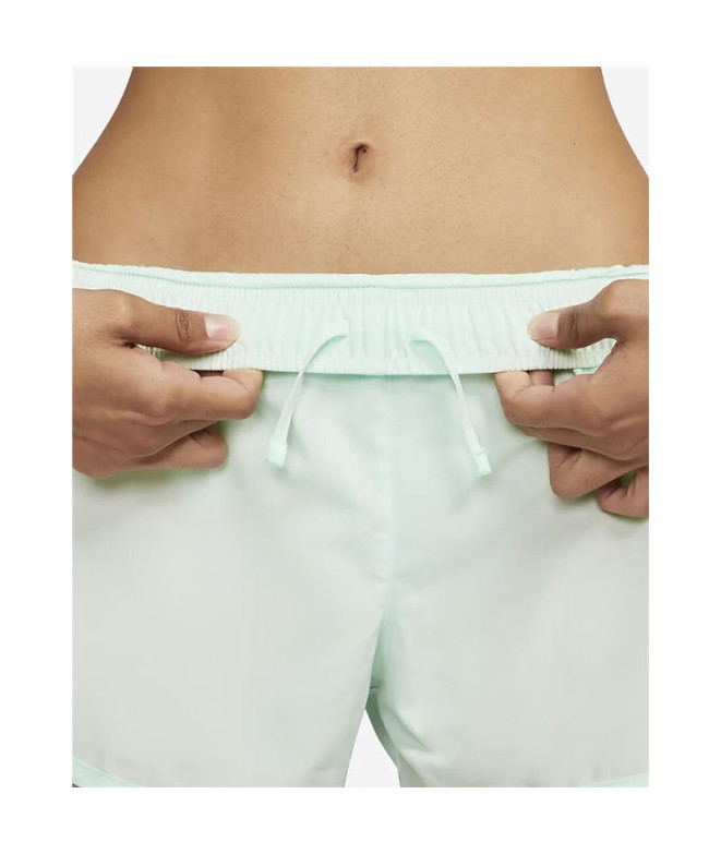 Pantalones verdes cortos de running Nike...