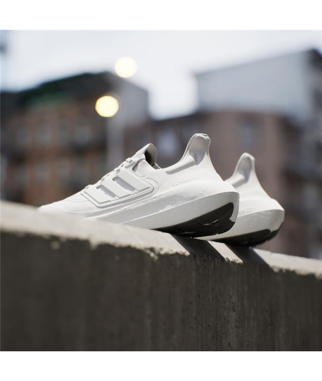 Chaussures de Running adidas Ultraboost Light