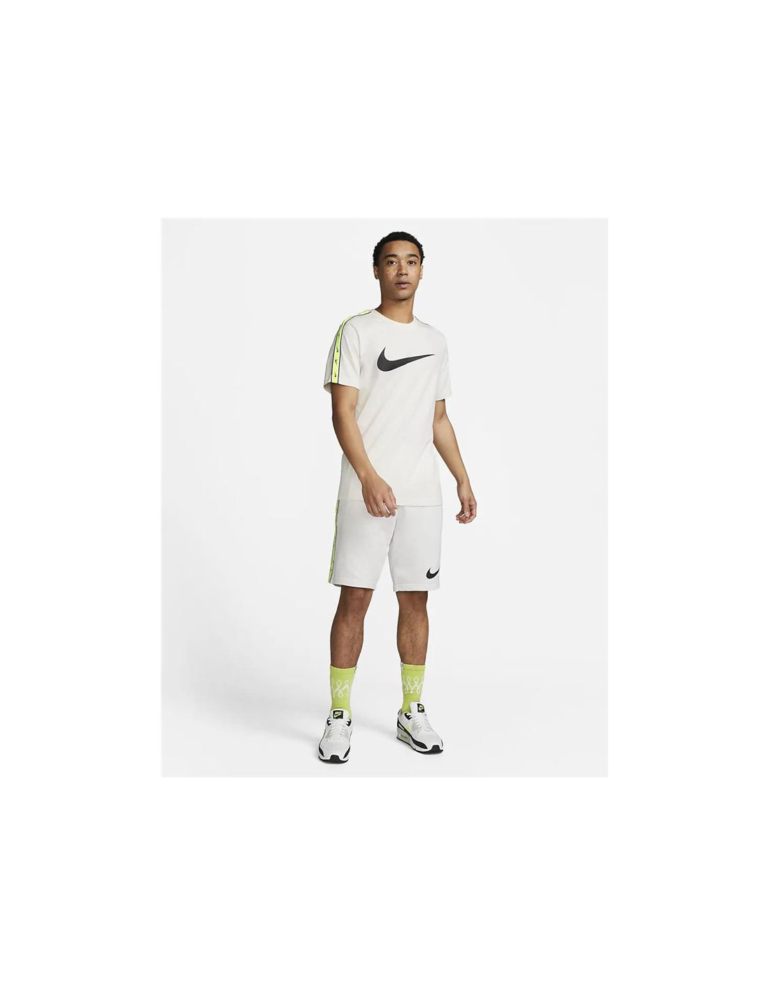 Nike - Tee Shirt A Bandes Sportswear Repeat Logo Blanc 