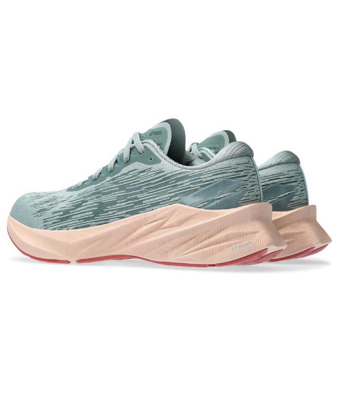 Chaussures de Running ASICS Novablast 3 Femme...
