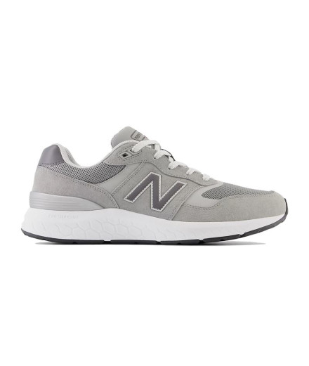 Tênis new balance 2024 880 couro preto