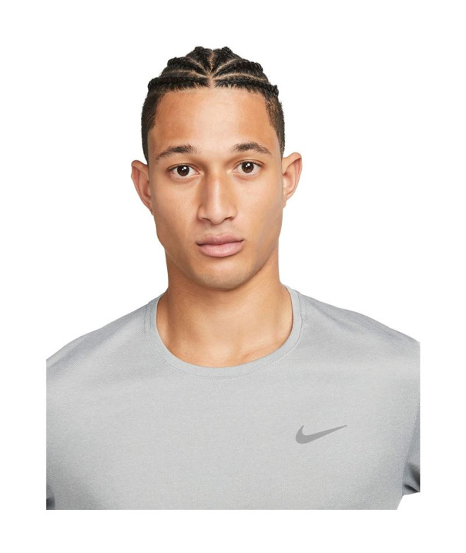 Camiseta Fitness Nike de Dri-Fit Uv Miler...