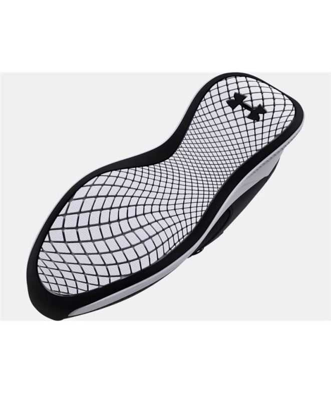 Chaussures fitness par Under Amour Charged...