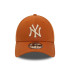 Gorra New Era League Essential 9FORTY New York Yankees Marrón