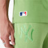 Camiseta New Era New York Yankees League Essential Oversized Verde