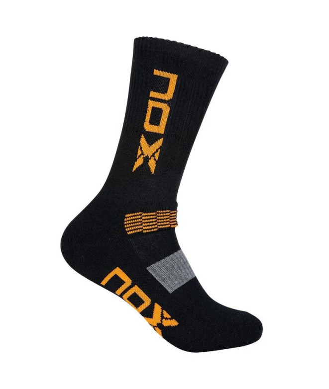 Calcetines de pádel Nox Media Caña Tecnicos Hombre Negros Logo Vertical Naranja