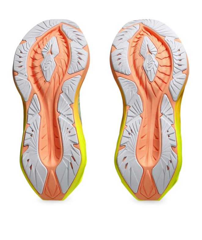 Chaussures de Running ASICS Novablast 4 Paris...