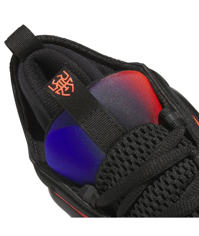 Chaussures Basket-ball adidas extrait du numéro...