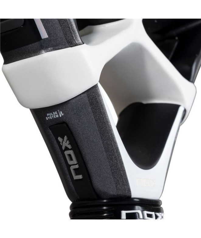 Pala Pádel Nox de La10 Quantum 12K Por Leo...