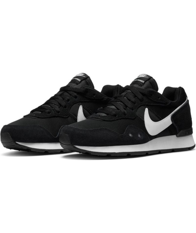 Chaussures Nike Venture Runner noir Femme