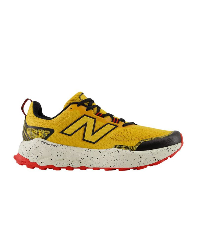 Sapatilhas Trail de New Balance Fresh FoamHomem X Garo V2 Marmelada/Preto/Vermelho verdadeiro