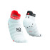 Meias Running from Compressport Pro Racing V4.0 Ultralight Low Branco/Fluo Vermelho