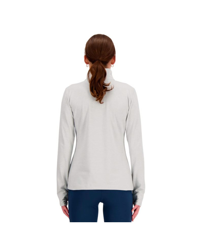 Moletom New Balance Mulher Sport Essentials...