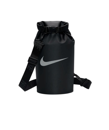 Mochila Estanca Nike Dry Bag 5L Preto Mochila Estanca Nike Dry Bag 5L Preto