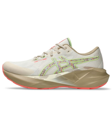 Chaussures de Running ASICS Novablast 5 Tr Femme Beige 2
