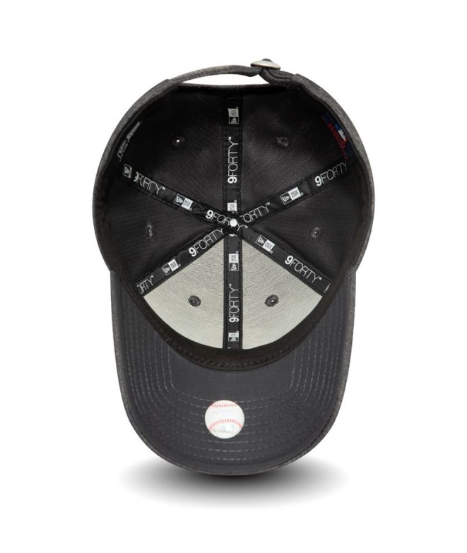 Gorra New Era New York Yankees Tech Gris 9FORTY