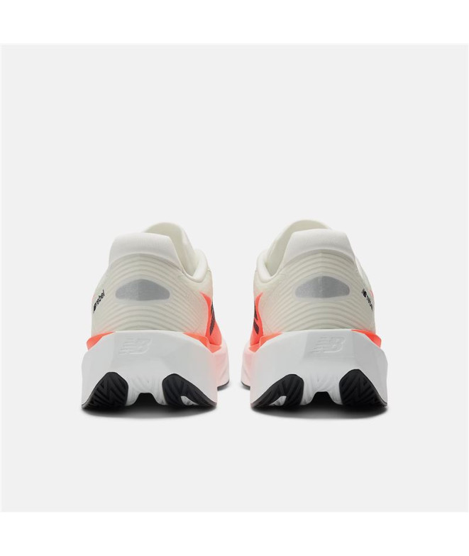 Chaussures de Running New Balance Fuelcell...