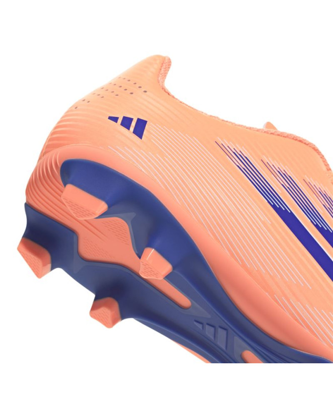 Bottes de Football adidas F50 Club Fg/Mg Enfant...
