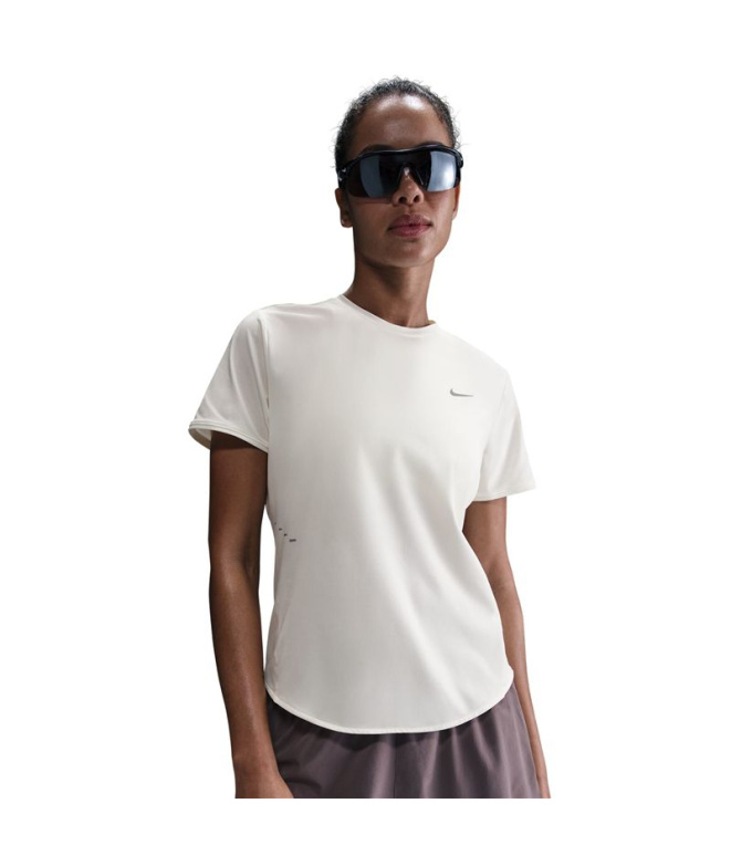 Camiseta de Running Nike Swift Dri-Fit de Manga...