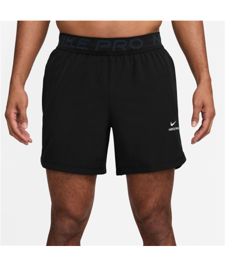 Calça de Fitness Nike Pro Training Dri-Fit 6" Shorts...