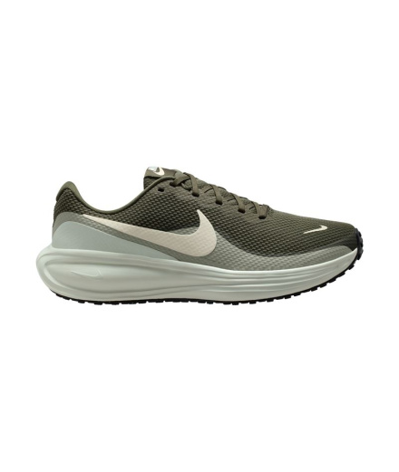 Chaussures Running cargo Nike Revolution 8 Homme couleur...