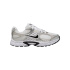 Chaussures Nike V5 Rnr Enfant blanches et noires