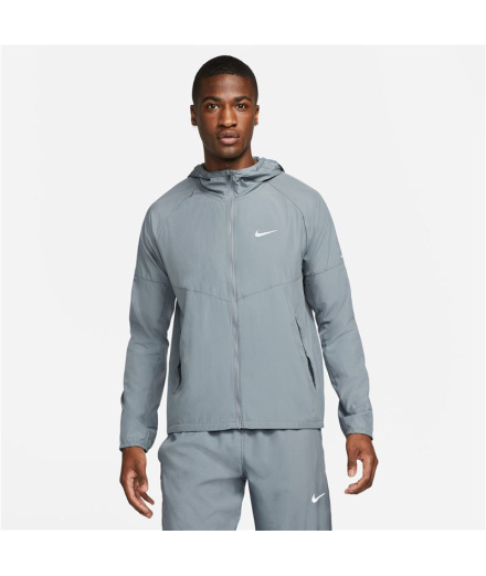 Chaqueta Nike Repel Miler Gris