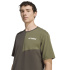 T-shirt adidas Montagne pour homme, couleur olive Homme