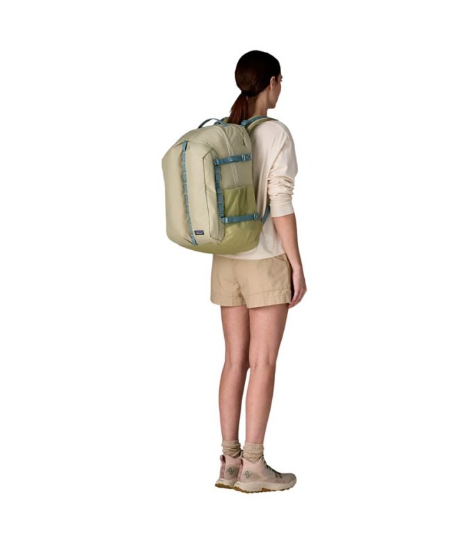 Mochila Patagonia Refugio Day Pack 32L na cor...