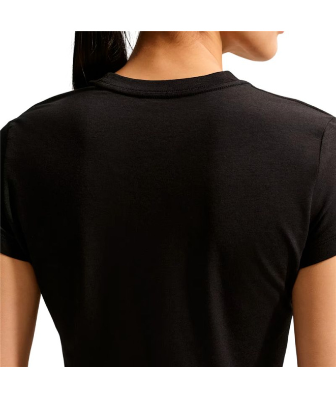 Camiseta Nike Sportswear Chill Knit Cropped...