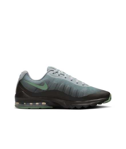 Chaussures Nike Air Max Invigor