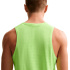 Camiseta regata Homem Nike DF Breathe Miler Running amarela.