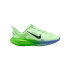 Chaussures jaunes Nike Vomero 18 Enfant
