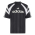 Camiseta masculina adidas Tiro, preta e branca.