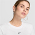 Camiseta Mulher Nike Sportswear Chill Knit, branca