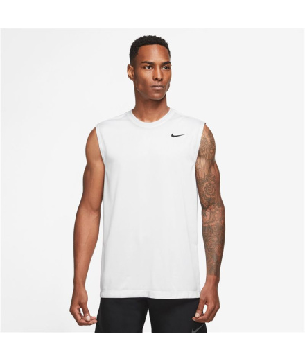Camiseta Fitness Nike -Fit Legend Fitness Homem branca.
