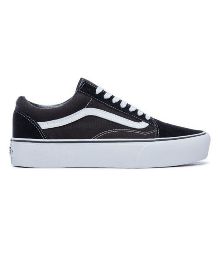 Vans negras 2024 suela negra