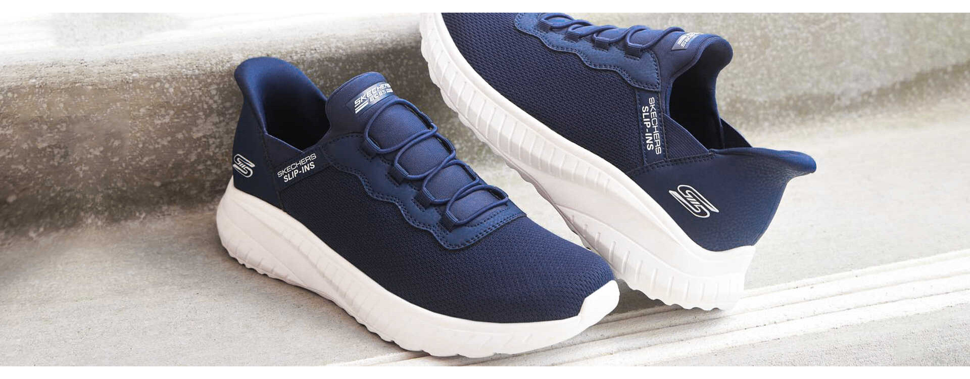 Zapatillas deportivas Asics para Niña - Tienda Esdemarca calzado, moda y  complementos - zapatos de marca y zapatillas de marca