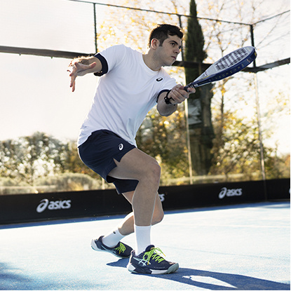 Golpes de Pádel: Tipos, Técnica y la Pala Ideal para Mejorar